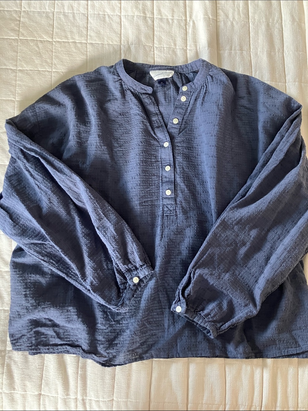 Universal Thread Navy Textured Blouse